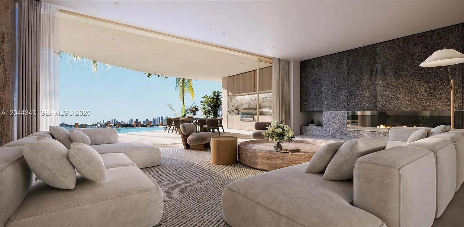 1224 S Venetian Way Miami Beach Luxury Waterfront Home on the Venetian Islands - Miami Beach luxury real estate