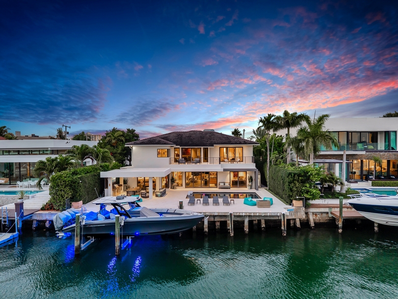 2370 Bayview Lane North Miami Sells for $7,530,000 Luxury Waterfront Home in Keystone Point - Miami Beach luxury real estate